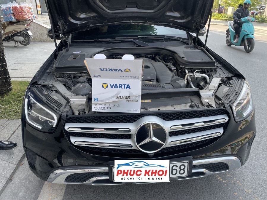 Thay ắc quy xe Mercedes GLB200 tận nơi ở Bắc Ninh