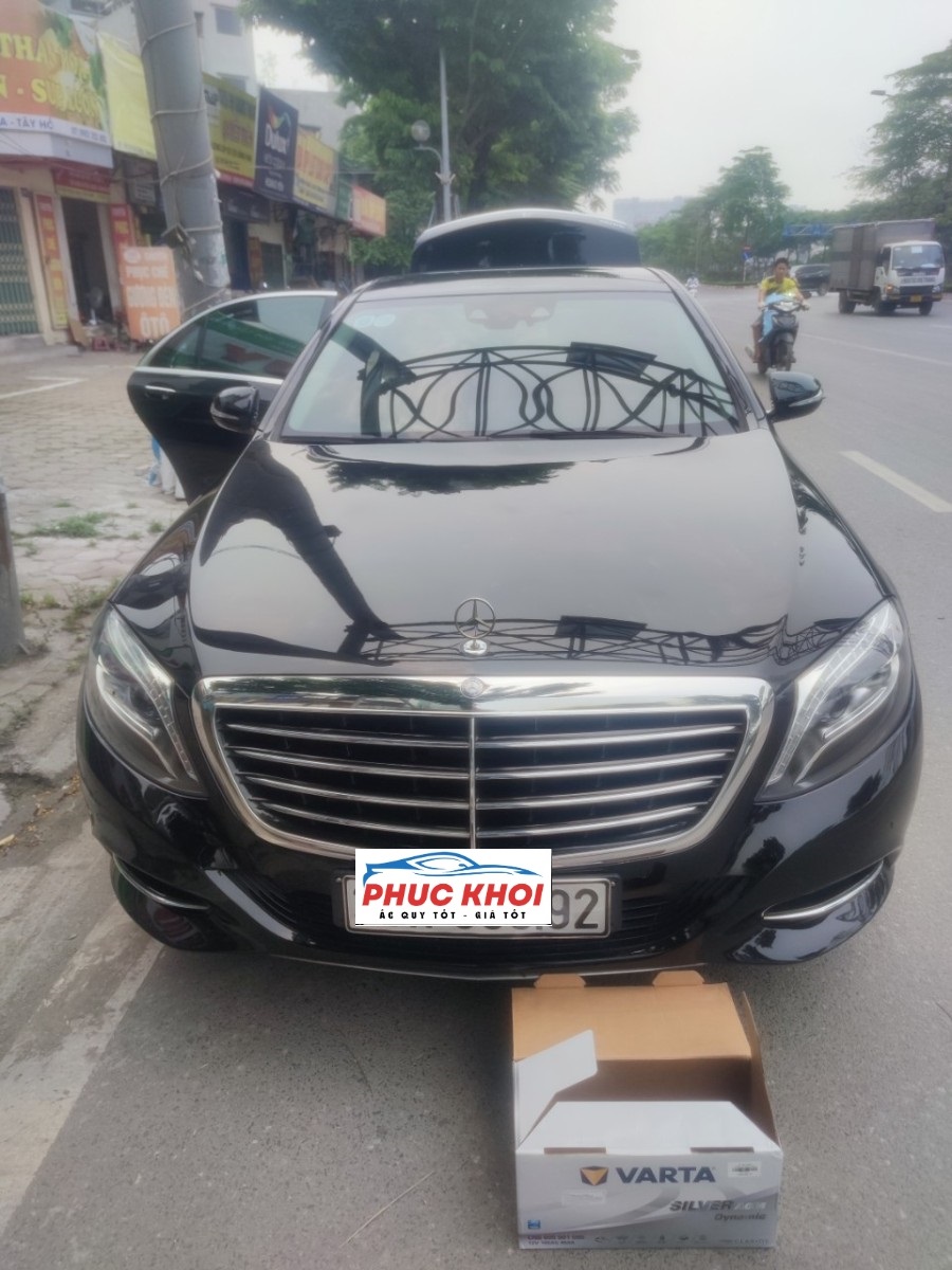 Thay ắc quy xe Mercedes E300 tận nơi ở Hưng Yên