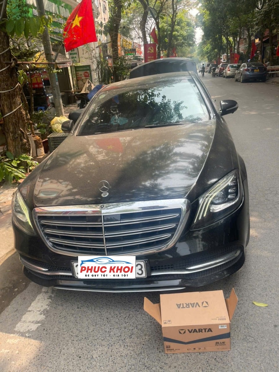 Thay ắc quy xe Mercedes S500 tận nơi