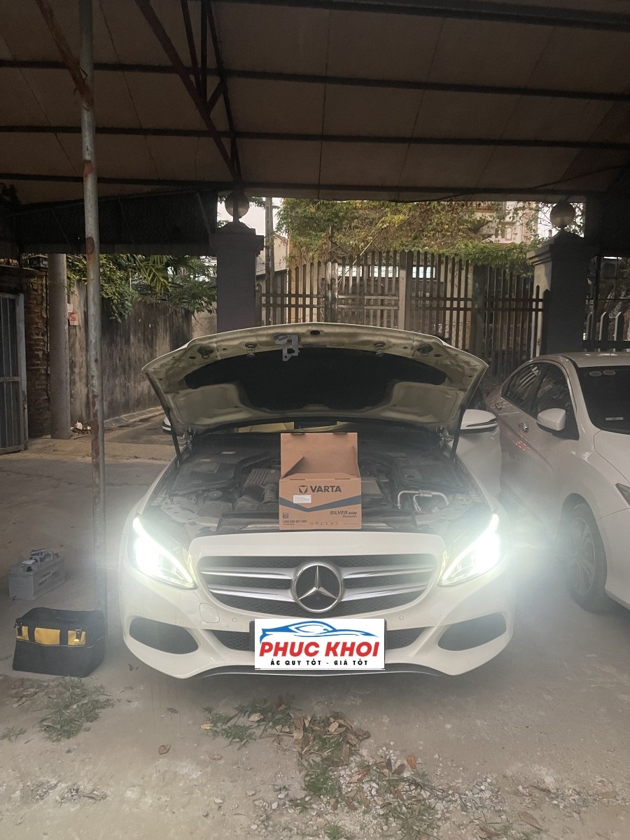 Thay ắc quy xe Mercedes E180 tận nơi ở Bắc Ninh