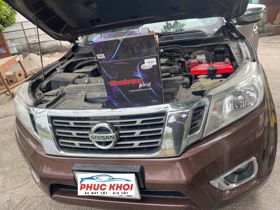 Thay ắc quy xe Nissan Navara tận nơi ở Bắc Giang